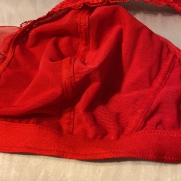 Paramour red lace bra - Picture 4 of 6